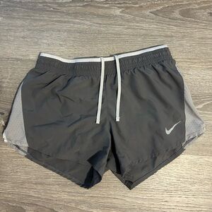 Nike Dri-Fit Grey Workout Shorts size Small
